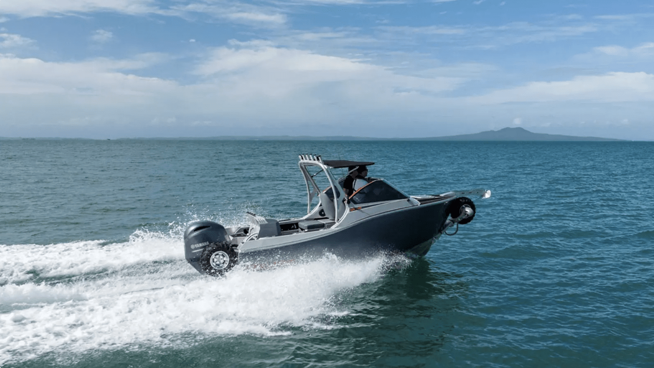 Amphibious Sealegs 6.5m Alloy Cuddy Cabin 6