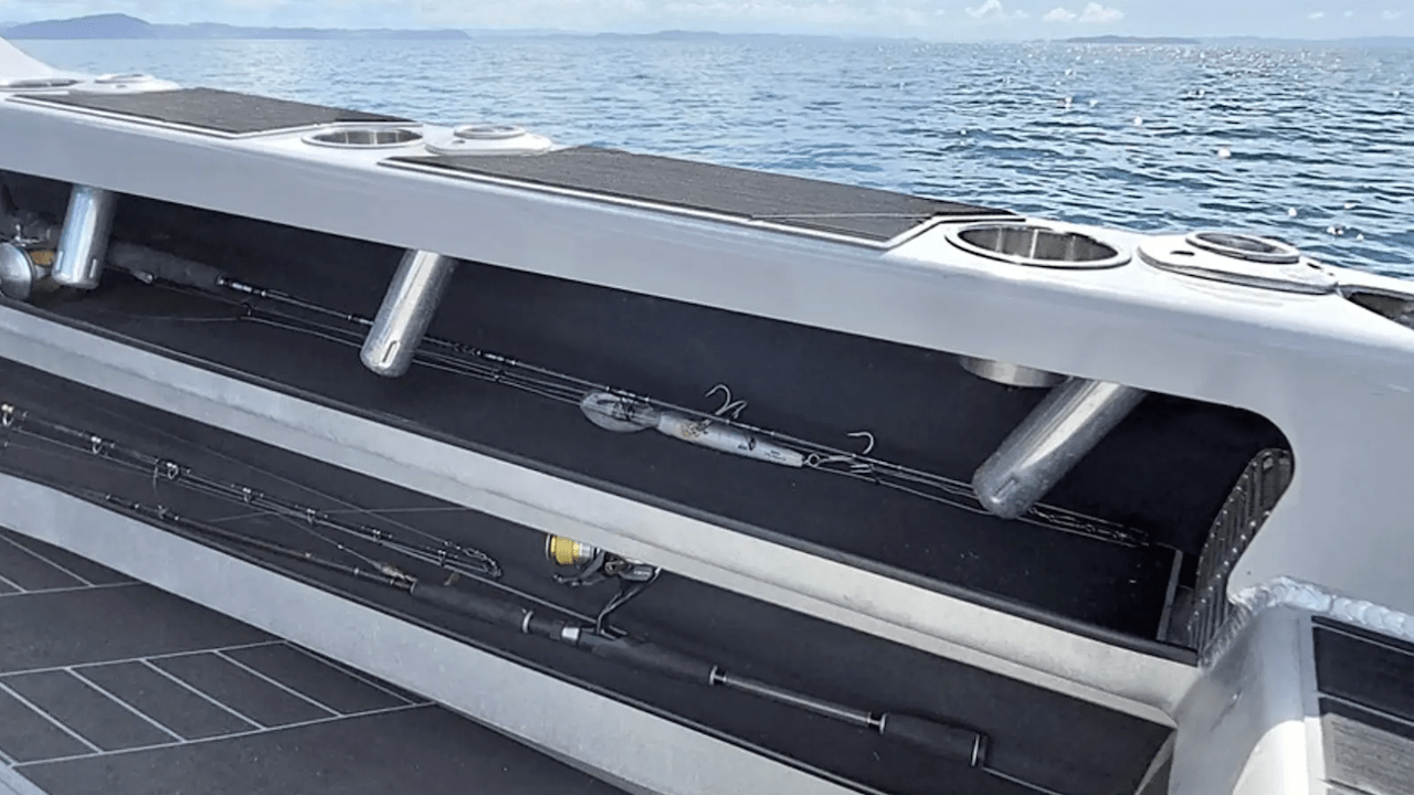 Amphibious Sealegs 6.5m Alloy Cuddy Cabin 7