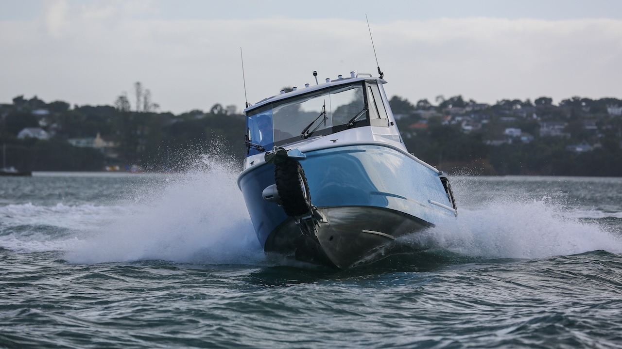 Amphibious Sealegs 8.5m Alloy Cabin 3