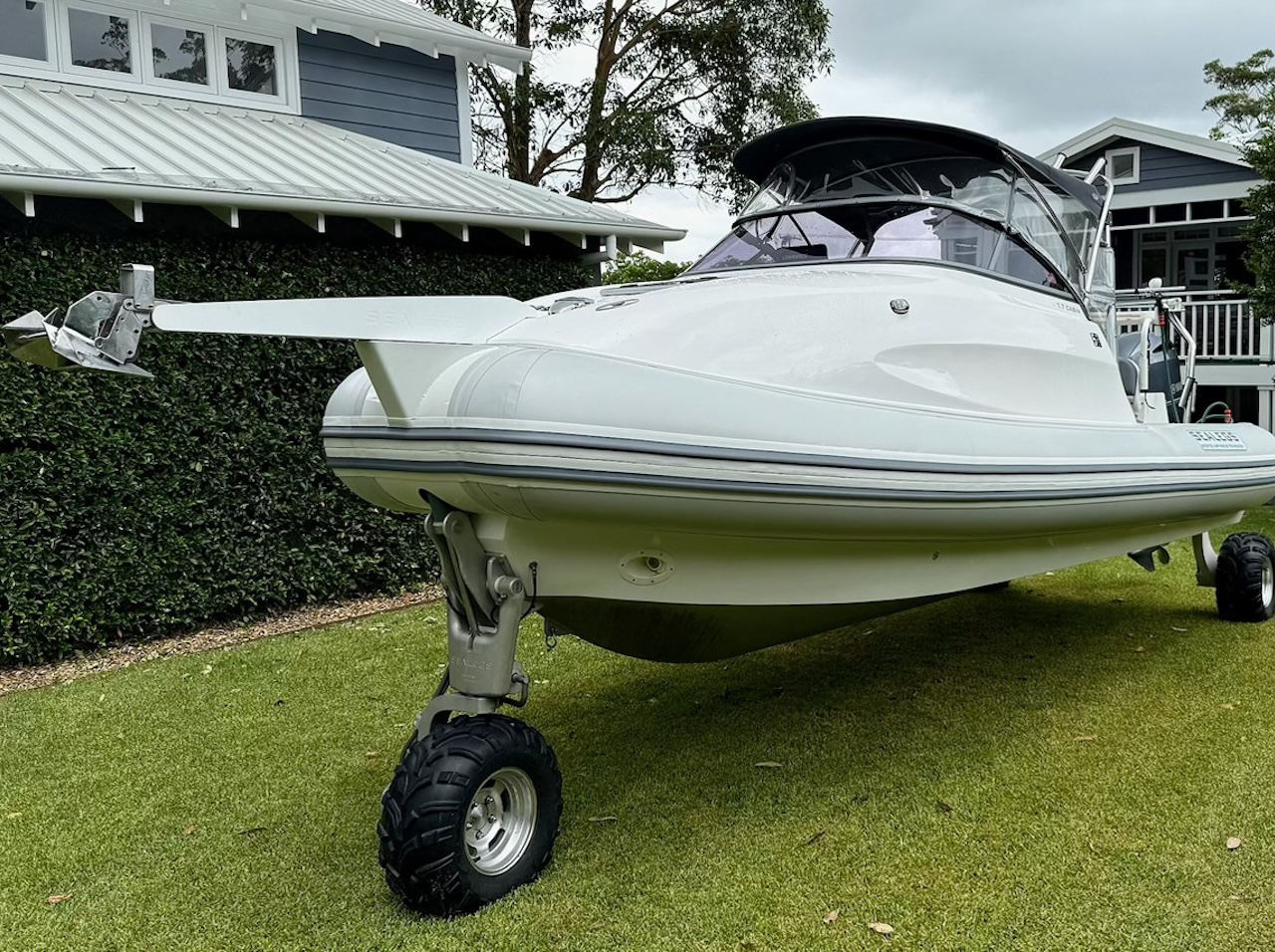 2013 Sealegs 7.7m Cabin RIB